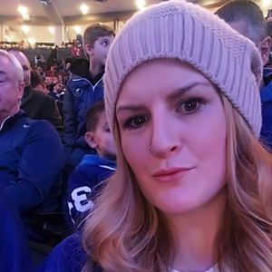 Meet your Posher, Rebecca